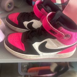 Girls Nike Size 1