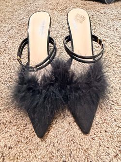Women  heels size 7