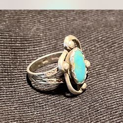Vintage Turquoise/Silver Ring- Silver 925  turquoise and silver ring.  Hand  Made Arrow Engraved. Size 5 3/4