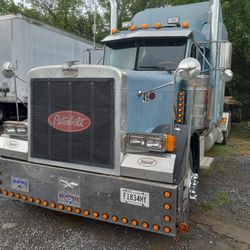 Perterbilt 1999 With Flat Bed  For Sale New Motor