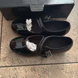 Dance Shoes 