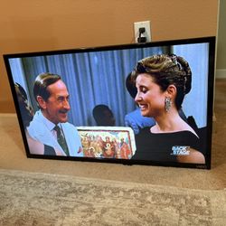 VIZIO TV 32 Inches 