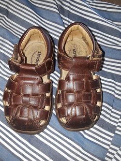 Toddler sandals size 6