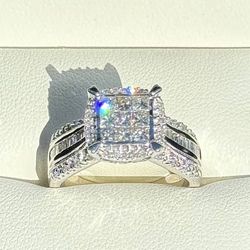 10k white gold 1.6 CTW diamond lady’s ring