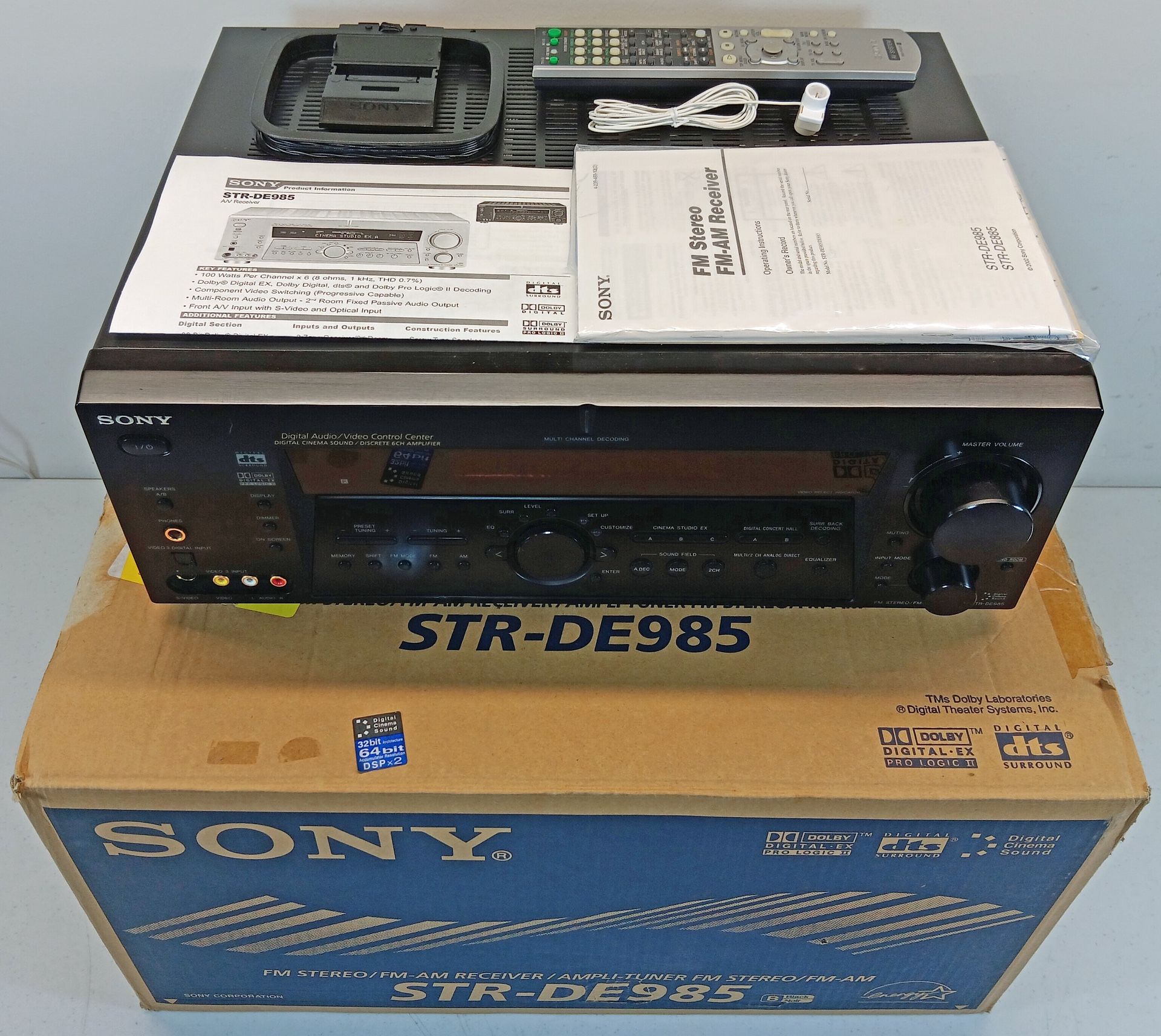 Sony 6.1 DD A/V Receiver with Remote (STR-DE985) Tested and Working