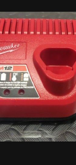 M12 Milwaukee Charger