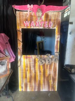 Wanted cowboy theme prop