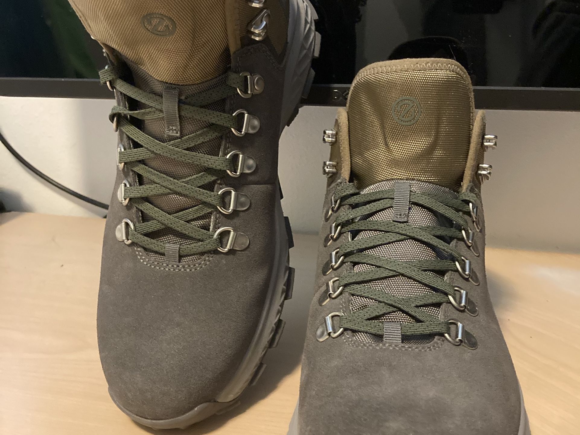 Cole Haan Street Hiking Boot 9.5