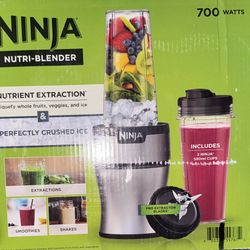 Ninja Nutri-Blender 700 Watts 