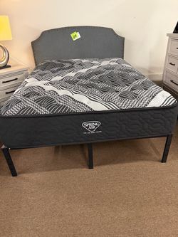 Queen size mattress Francesca medium mattress.