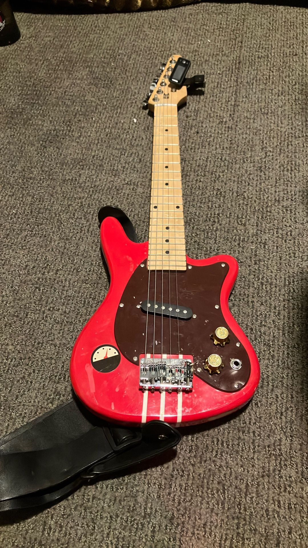 FAO Schwartz Electric Guitar (Chromatic Tuner Included)