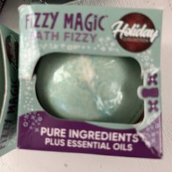 5 Bath Dissolving Bath Bombs That Dissolve To Reveal A Toy