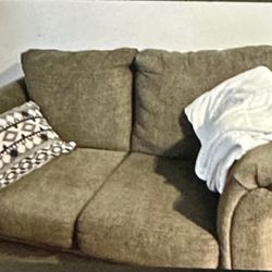 Cheap Loveseat Love Seat. Give Best Offer