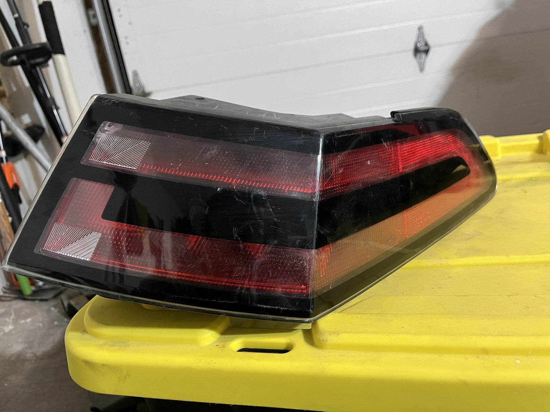 2011-2015 Chevy Volt Rear Right Taillight