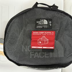 NEW The North Face Base Camp Duffel Backpack 50L Bag Black Small