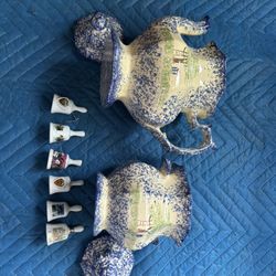 Grandmas Tea Pots