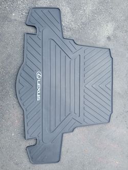 Lexus IS cargo mat 2021-26