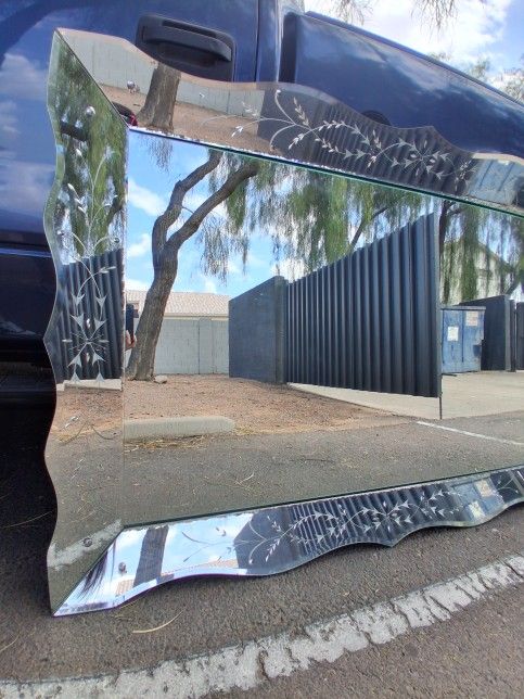 Vintage Mid Century Beautiful Mirror