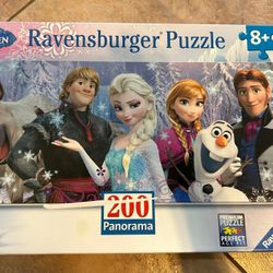 NEW Frozen 200 Piece Puzzle
