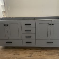 Vanity 72 Inches 