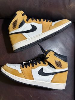Wow 🤩!! 2018 Air Jordan 1 Retro High OG “Rookie of the Year” – Men’s Size 10 !!