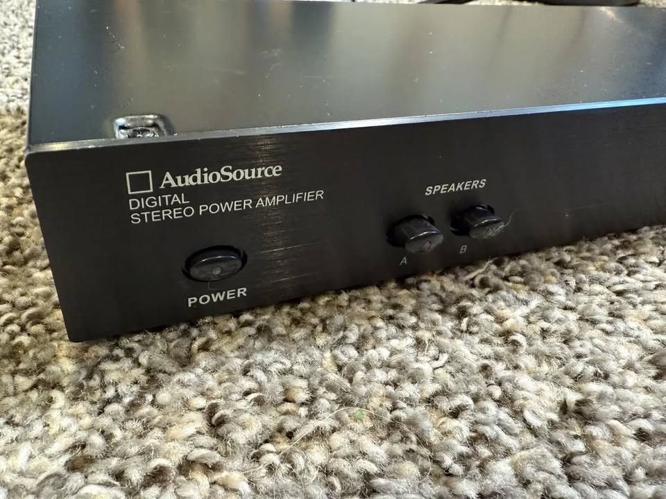 Audio Source Digital Stereo Power Amplifier Model AD1002