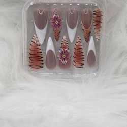 No Bad Press Nails Tiger Set