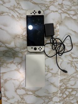 Nintendo Switch OLED White Bundle + Dock & Charger