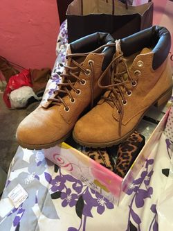 Used Once Boots Size 8
