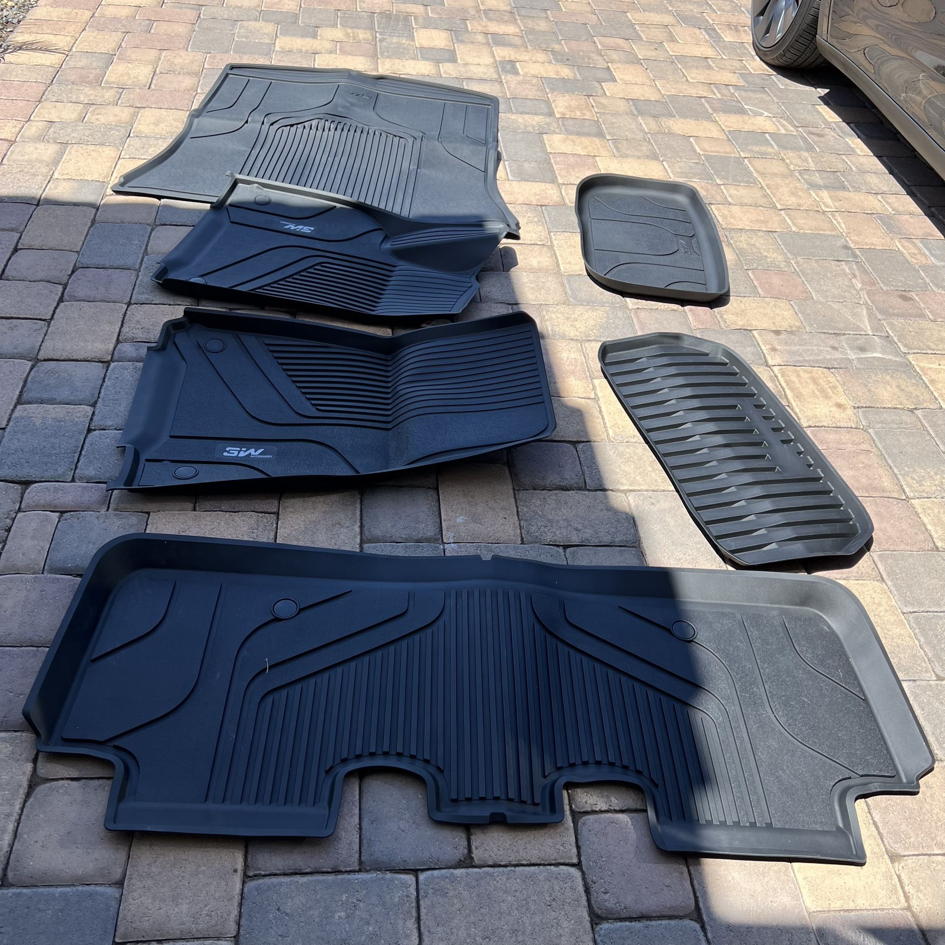 Tesla Model Y 6 Pcs Rubber Floor Liners 2019-2023