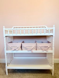 Changing table