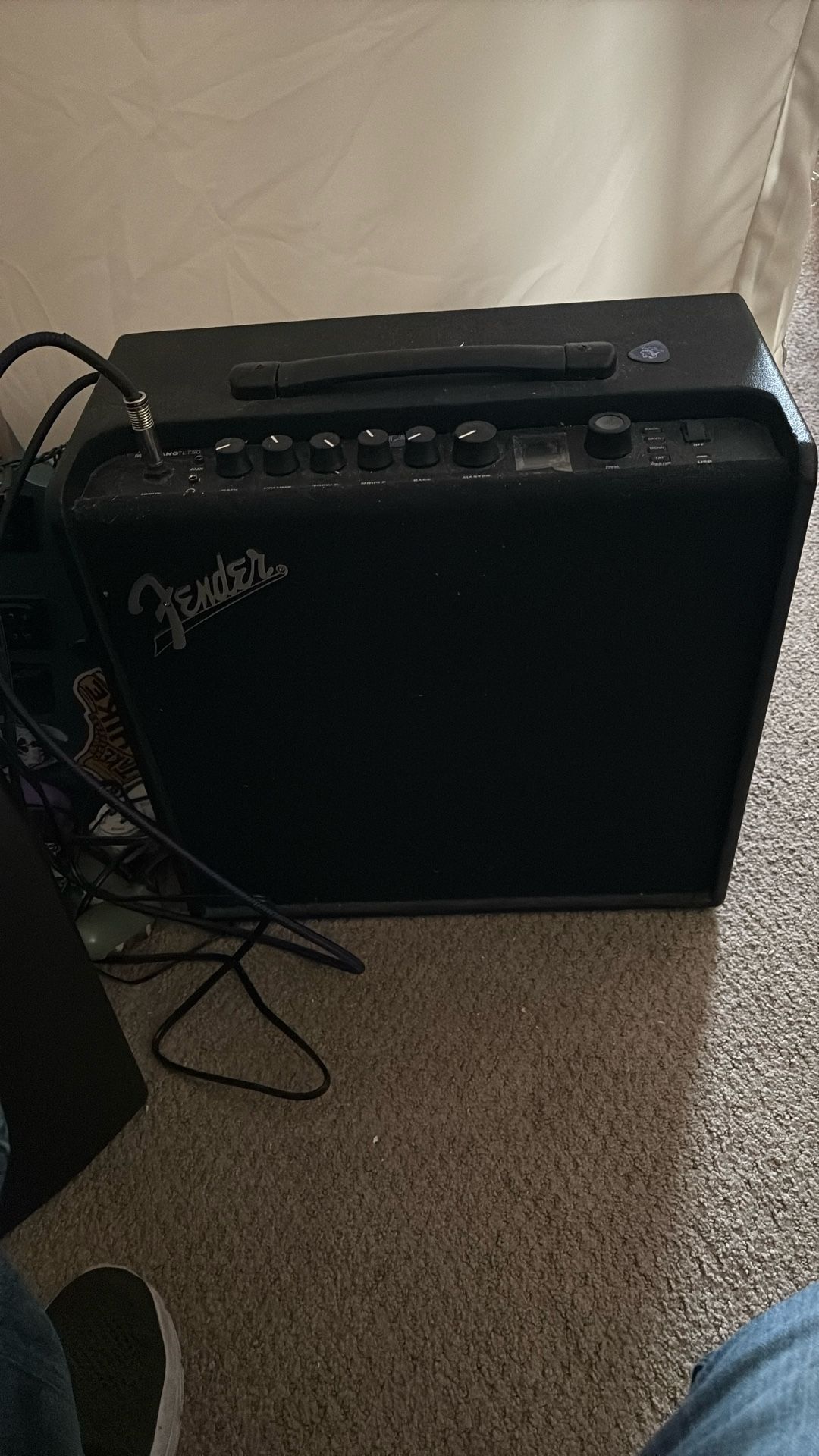 Fender mustang LT50