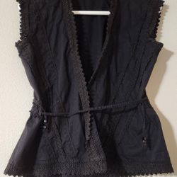 Globus Black Lace Top