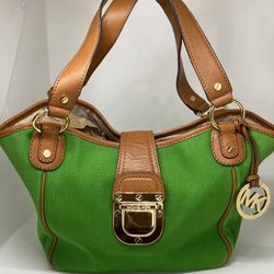 MICHAEL KORS KELLY GREEN/KHAKI HOBO BAG