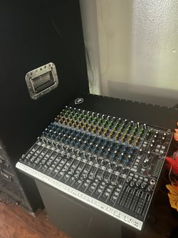 Mackie 16 Channel Mixer 1604VLZ4