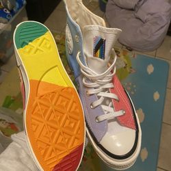 Pride Converse 