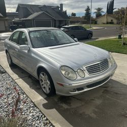 2003 Mercedes-Benz E-Class