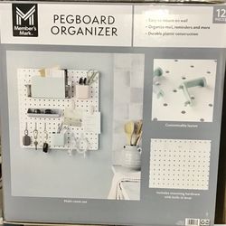  Pegboard Organizer 