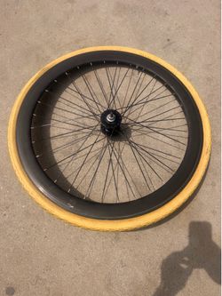 700x35C BICYCLE WHEEL