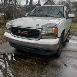 05 Yukon XL 1500 