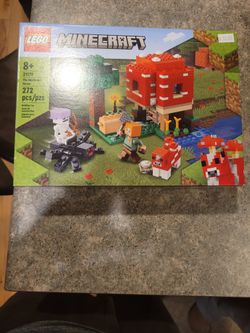 LEGO Minecraft Set. Unopened 