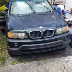 2003 BMW X5   Run and drive parts only Engine transmission door bumpers all good  Come on get to the part you need are  buy the  truck For Part