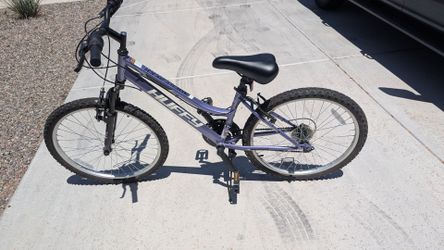 Girls Huffy 24" Purple Rock Creek Bicycle