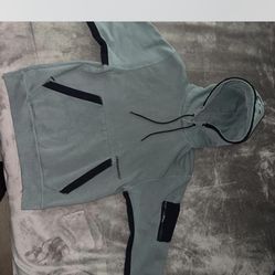 JORDAN Grey & black hoodie with pockets #streetwear #loungewear #athleisure #23ENGINEERED