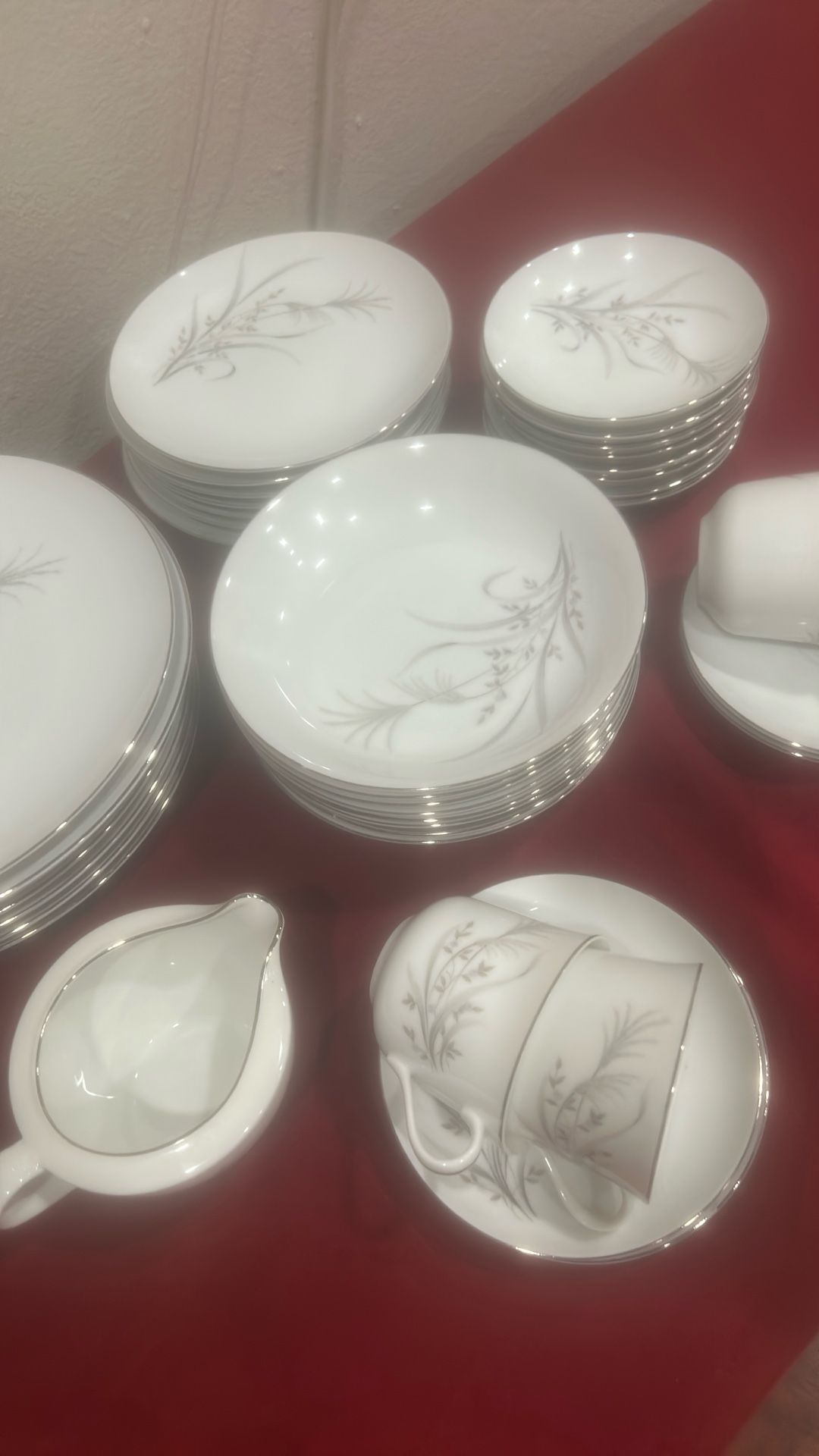 Wheat Harvest Pattern by Castle Court Fine China —39 Pieces , Japan