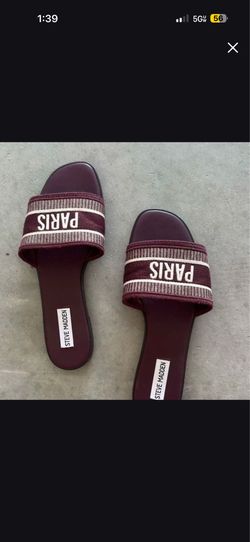Sandals – Women’s
