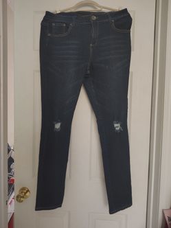 Woman's jeans size 16