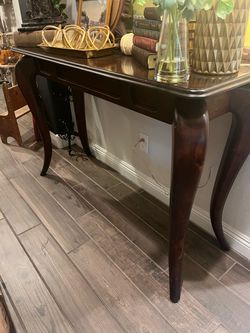 Dark Wood Console Table with Cabriole Legs