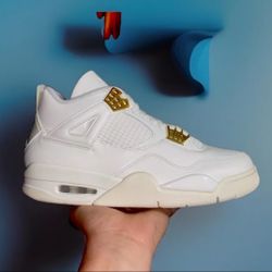 Jordan 4 Retro Metallic Gold 