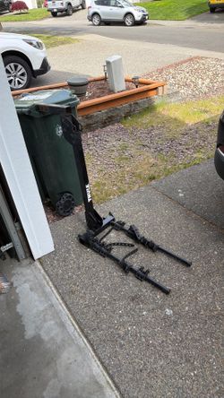 Free Thule bike rack